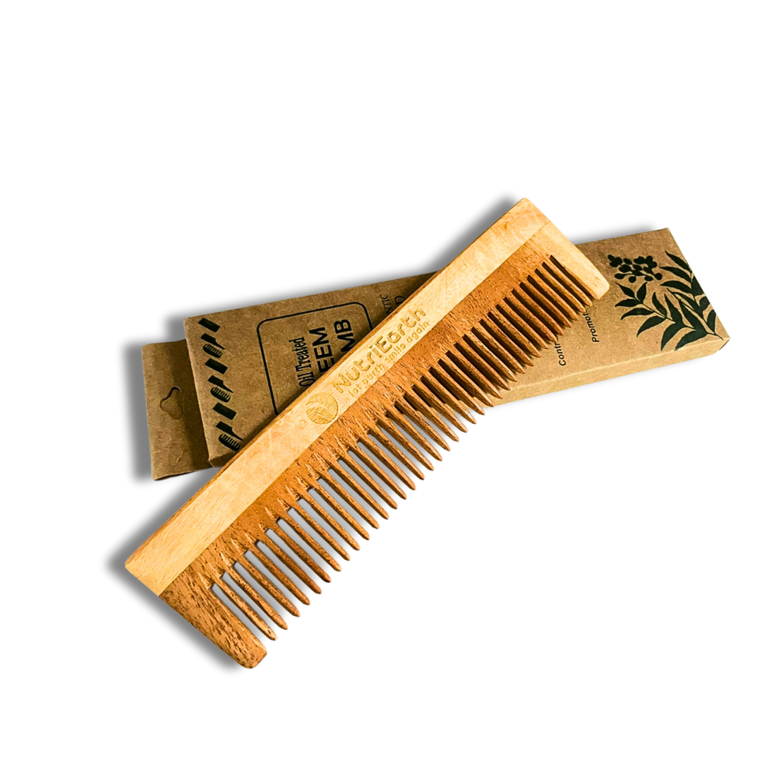 Nutriearth neem wooden comb